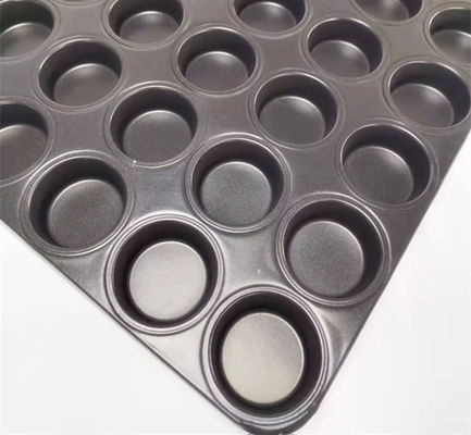 非炭素鋼を12個のコップのマフィン904x604のケーキの焼ける皿付けなさい