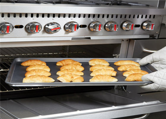 RK Bakeware China Foodservice NSF 16寸アルミ製パン皿 18&quot;x26&quot;ワイヤーインリム アルミ製パン/シートパン