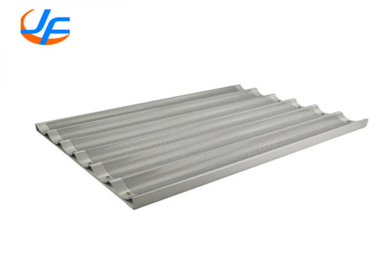RK Bakeware 中国 6 フルート アルミ バゲット パン 18 &quot;x 26&quot; グラス