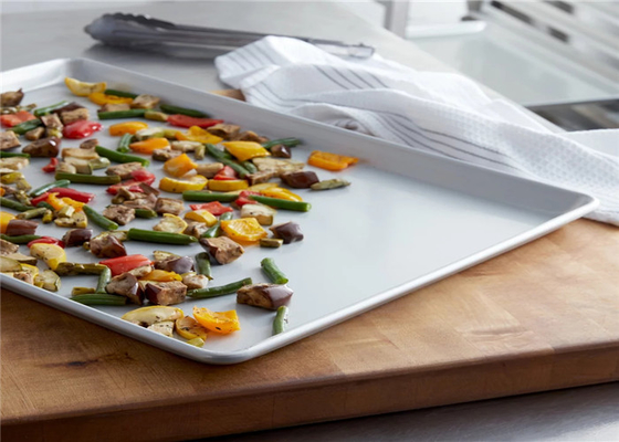 RK Bakeware 中国 16 尺寸 フルサイズ アルミ製 焼物皿 ロープ 縁 グラス 15 13/16 &quot;x 21 13/16&quot;