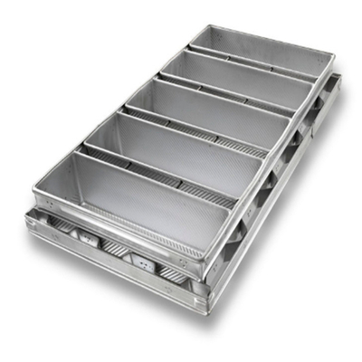 Rk Bakeware 中国・シカゴ 金属工業 4ストラップ シリコングラス ノンスティック プールマン パンカビ